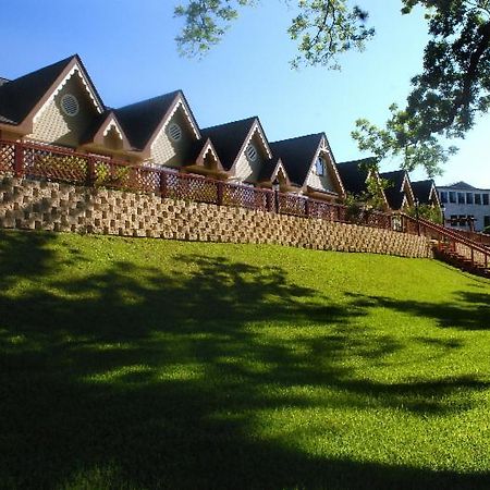 Inn On Barons Creek Fredericksburg Exterior photo