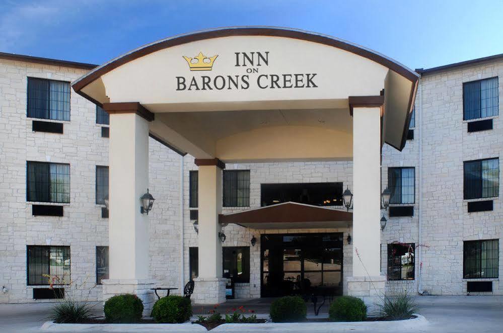 Inn On Barons Creek Fredericksburg Exterior photo