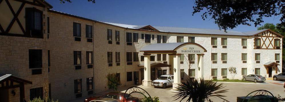 Inn On Barons Creek Fredericksburg Exterior photo